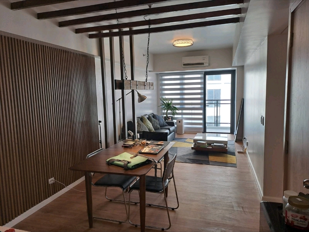 Dining and living area of the fully furnished Cerca Viento residence